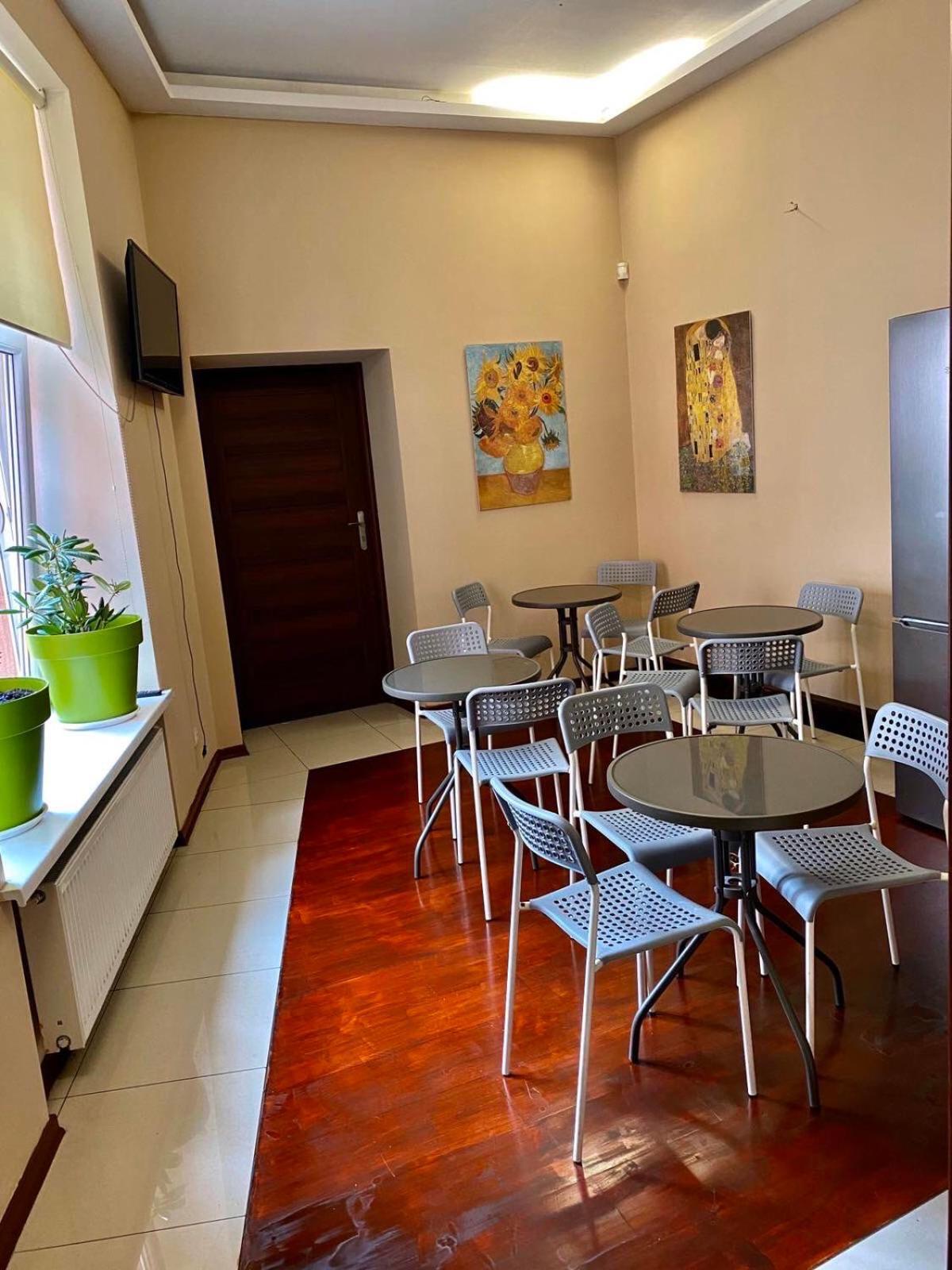 Ametyst Hostel *